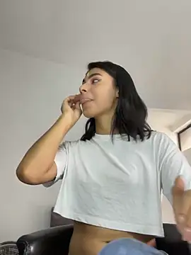 IsabelleFoxx  online show from March 2025 01:10:02 PM