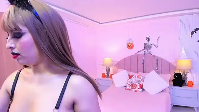 MadelaineJones online show from October 2025 08:07:01 PM