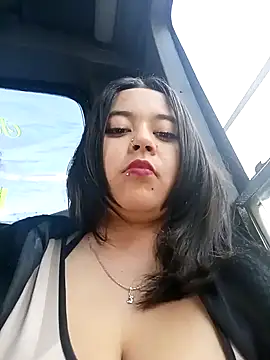 Snapshot of Cristal__04 chatting on January 2025 10:27:01 PM Cristal 04 online show from January 2025 10:27:01 PM