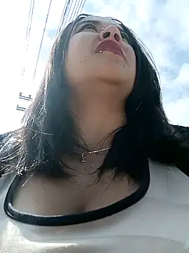 Snapshot of Cristal__04 chatting on January 2025 02:41:01 PM Cristal 04 online show from January 2025 02:41:01 PM