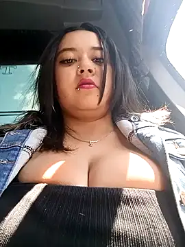 Snapshot of Cristal__04 chatting on January 2025 06:23:01 PM Cristal 04 online show from January 2025 06:23:01 PM