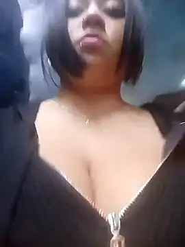 Snapshot of Cristal__04 chatting on February 2025 07:25:02 PM Cristal 04 online show from February 2025 07:25:02 PM