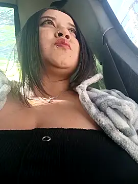 Snapshot of Cristal__04 chatting on September 2025 07:17:02 PM Cristal 04 online show from September 2025 07:17:02 PM