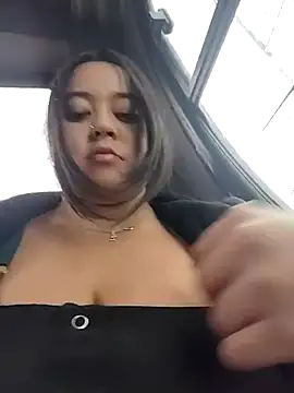 Snapshot of Cristal__04 chatting on November 2025 06:54:01 PM Cristal 04 online show from November 2025 06:54:01 PM