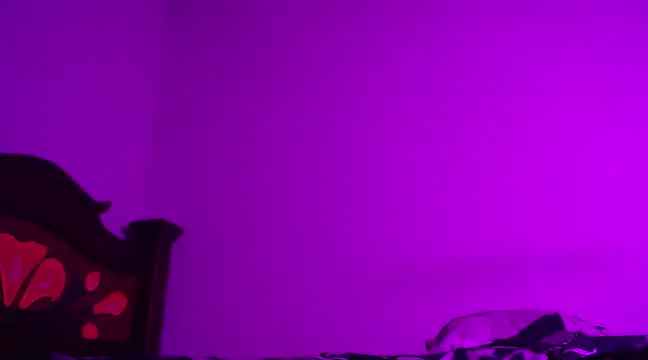 isaaclatino online show from December 2024 09:17:02 AM