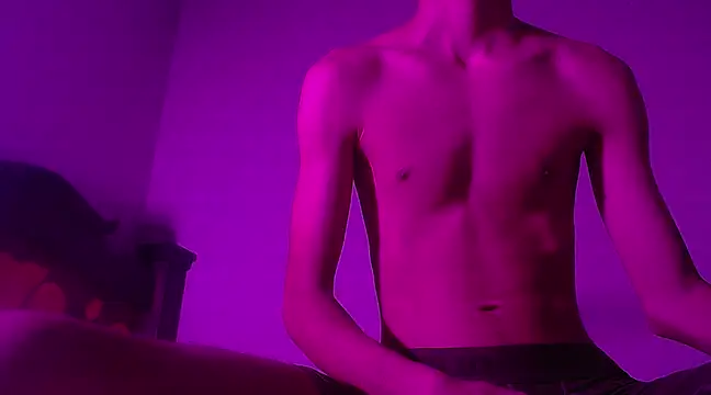 isaaclatino online show from February 2025 04:27:01 AM