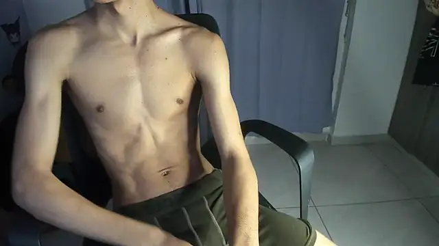 isaaclatino online show from October 2025 11:23:01 PM