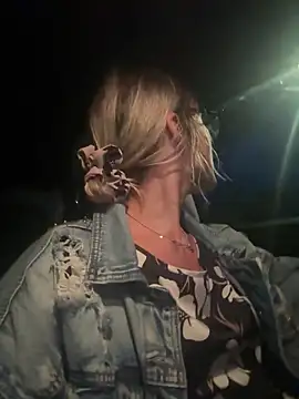 casalinga88 online show from September 2025 06:19:01 PM