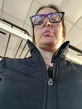 casalinga88 online show from November 2025 07:19:01 AM