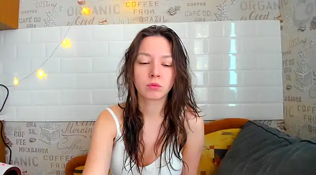 Adela Vetta online show from February 2025 10:48:02 AM