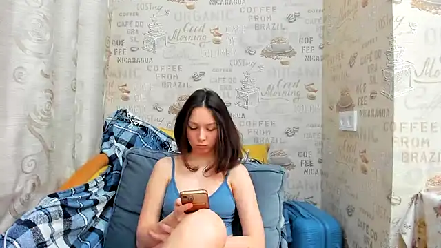 Adela Vetta online show from February 2025 03:38:01 PM