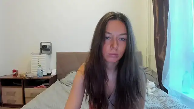 Adela Vetta online show from November 2025 07:45:01 AM