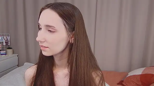 lezyliza online show from February 2025 05:37:02 PM