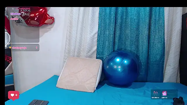 Snapshot of BBW_salome chatting on March 2025 12:33:02 AM BBW salome online show from March 2025 12:33:02 AM