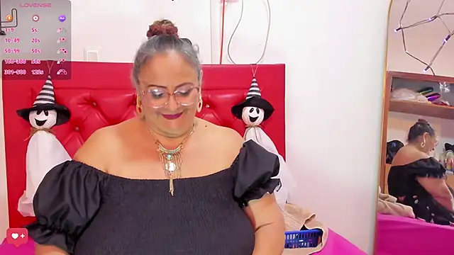 Snapshot of BBW_salome chatting on September 2025 09:09:01 PM BBW salome online show from September 2025 09:09:01 PM