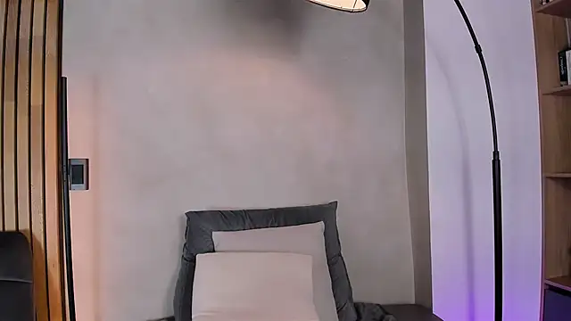 honeyhot69   online show from January 2025 02:25:01 PM