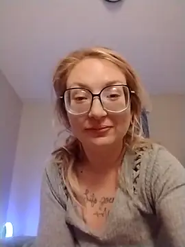 xWhoreAbleX Pika online show from December 2025 01:33:02 AM