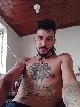 Snapshot of elgoguexxx chatting on July 2026 09:39:02 PM elgoguexxx online show from July 2026 09:39:02 PM
