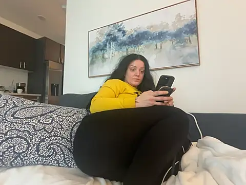 Snapshot of tatted-bitty chatting on March 2025 07:54:02 PM tatted-bitty online show from March 2025 07:54:02 PM