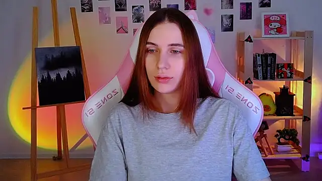 AliceCharmy online show from January 2025 12:31:01 PM