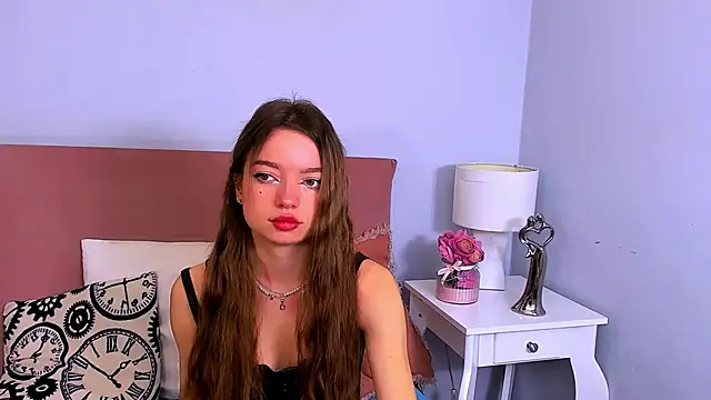 GraceLips online show from March 2025 06:40:01 AM