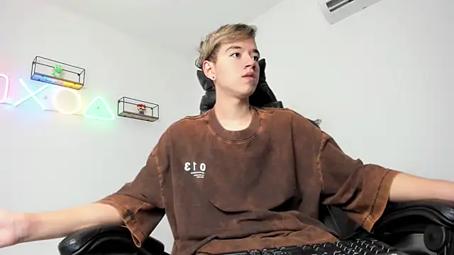 bunny maxi online show from January 2025 12:39:02 PM