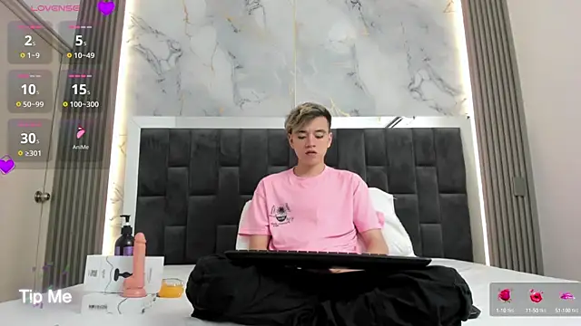 bunny maxi online show from February 2025 12:30:02 PM