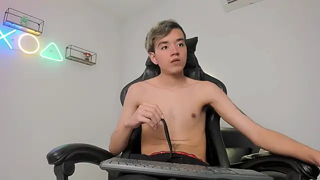 bunny maxi online show from March 2025 06:43:01 PM