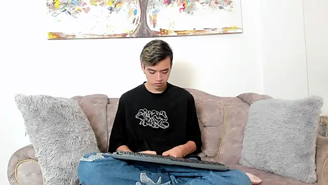 bunny maxi online show from March 2025 12:36:02 PM