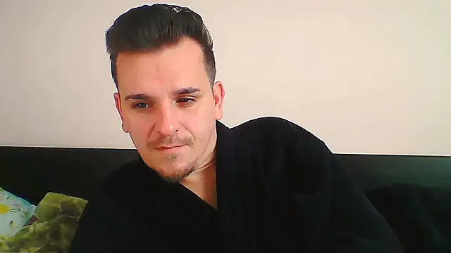 Huge cock22cm online show from November 2025 09:53:02 AM