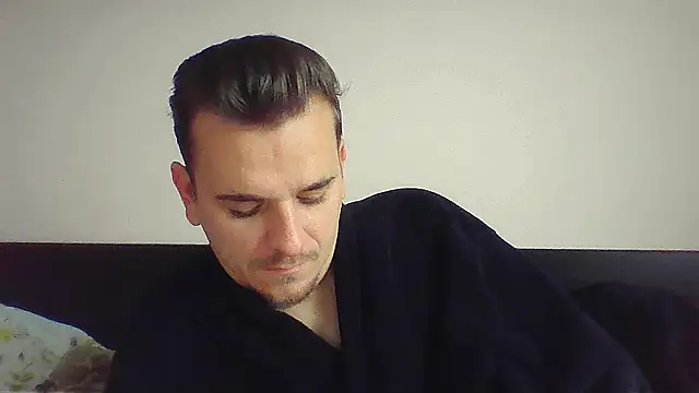 Huge cock22cm online show from November 2025 08:39:02 AM