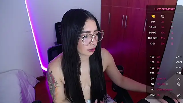 megan bluee23 online show from March 2025 02:30:01 PM