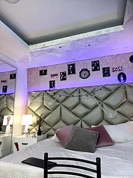 Snapshot of Brenda_Garcia chatting on October 2025 07:14:02 PM Brenda Garcia online show from October 2025 07:14:02 PM