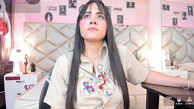 Snapshot of Brenda_Garcia chatting on October 2025 08:10:01 PM Brenda Garcia online show from October 2025 08:10:01 PM