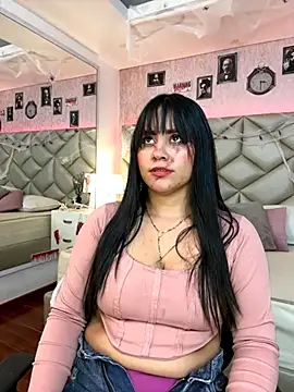 Snapshot of Brenda_Garcia chatting on October 2025 08:11:02 PM Brenda Garcia online show from October 2025 08:11:02 PM