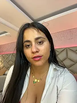 Brenda Garcia online show from January 2026 08:23:01 PM