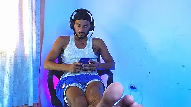 DanteSantoro online show from January 2026 07:49:02 PM