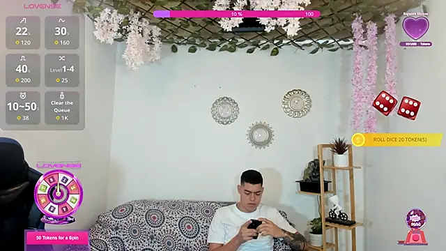 oliverhot2005 online show from September 2025 01:44:02 PM