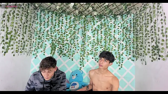 oliverhot2005 online show from January 2026 01:55:02 AM