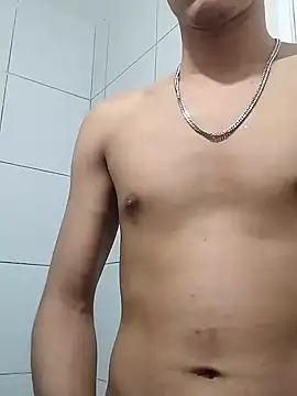 Snapshot of MicaelRian69 chatting on December 2024 03:00:02 PM MicaelRian69 online show from December 2024 03:00:02 PM