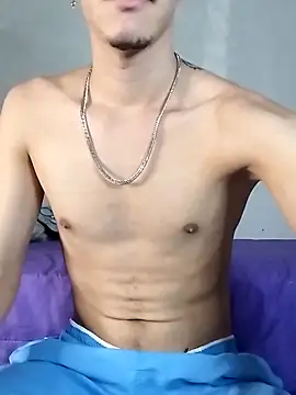 Snapshot of MicaelRian69 chatting on March 2025 09:17:01 PM MicaelRian69 online show from March 2025 09:17:01 PM