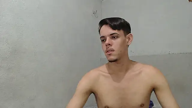 MicaelRian69 online show from January 2026 09:28:02 PM