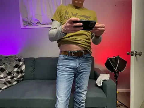 mouser21212 online show from January 2025 03:40:01 PM