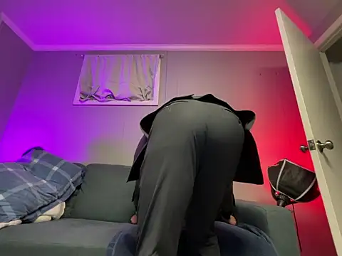 mouser21212 online show from February 2025 07:38:02 AM