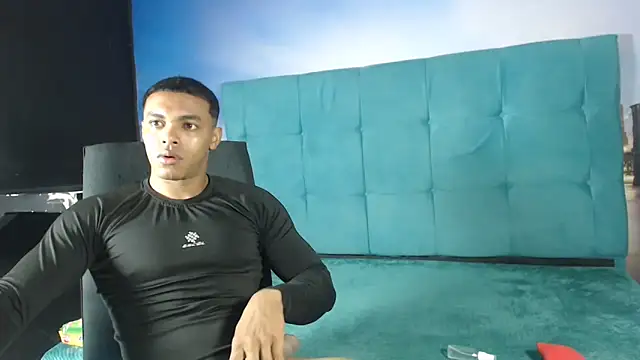 SexyBigCock01 online show from November 2025 12:59:02 PM