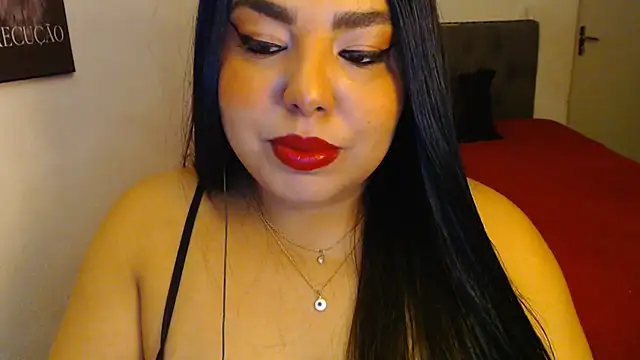 Snapshot of Internacionalist7 chatting on June 2026 08:18:01 PM Internacionalist7 online show from June 2026 08:18:01 PM