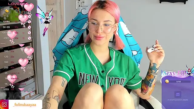 Snapshot of folinskayyya chatting on January 2025 04:16:02 AM folinskayyya online show from January 2025 04:16:02 AM