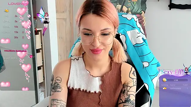 Snapshot of folinskayyya chatting on March 2025 07:13:02 AM folinskayyya online show from March 2025 07:13:02 AM