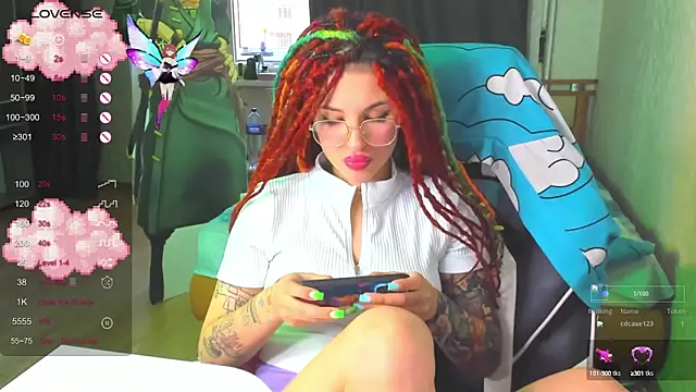 Snapshot of folinskayyya chatting on September 2025 06:13:01 AM folinskayyya online show from September 2025 06:13:01 AM