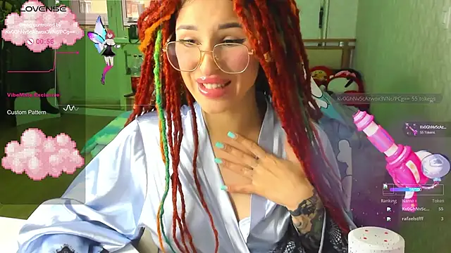 Snapshot of folinskayyya chatting on September 2025 06:57:01 AM folinskayyya online show from September 2025 06:57:01 AM